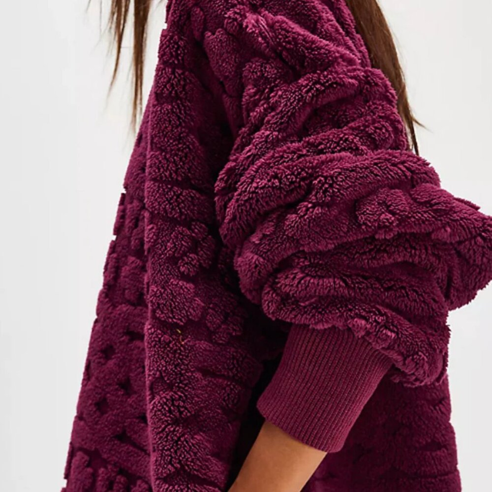 NEW Free People Cable Knit Sweater in Berry Combo  for women 1225 4s2 - Picture 3 of 5